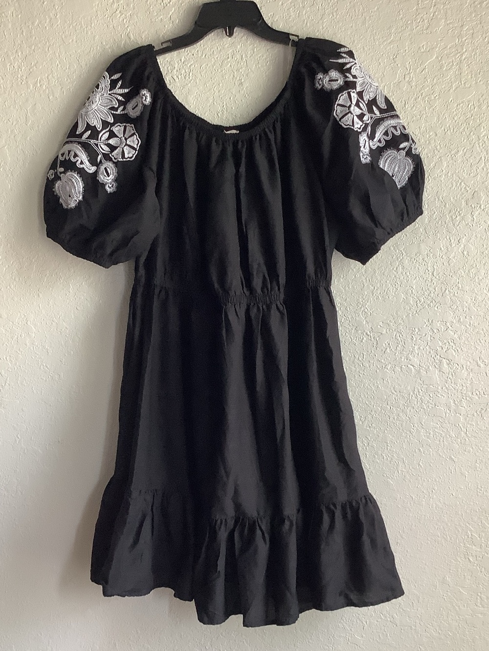 Knox Rose Black Dress with White Embroidered Puff Sleeves
